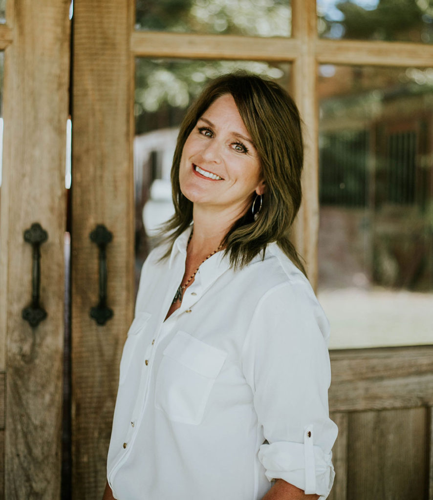 Shellie Lanham About Shellie - Shellie Rushing Tomlinson
